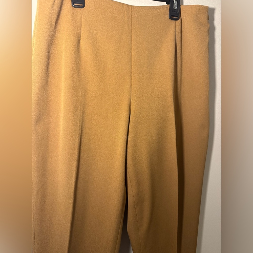 Talbots Camel Dress Pants - Size 10 - Picture 2 of 5